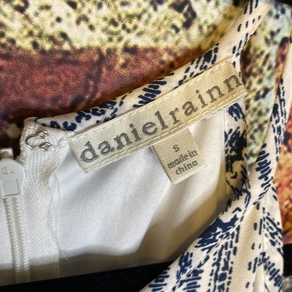 Daniel Rainn White & Navy Halter Maxi Dress Size S - Picture 6 of 13